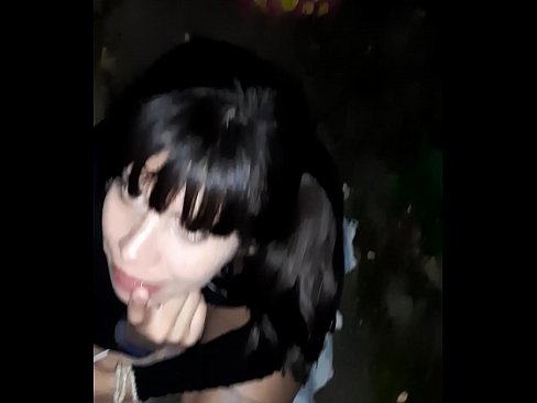 ❤️ 在街上膨胀的阴茎,以换取糖果 ❤❌ Quality sex