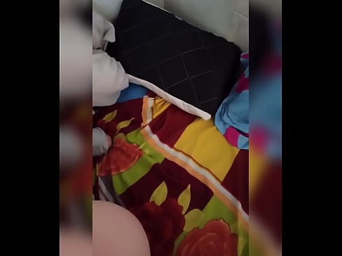 ❤️ 我的室友因为丈夫去度假而独自呆在家里,我趁机操她,用牛奶填满她的屁股 ❤❌ Quality sex